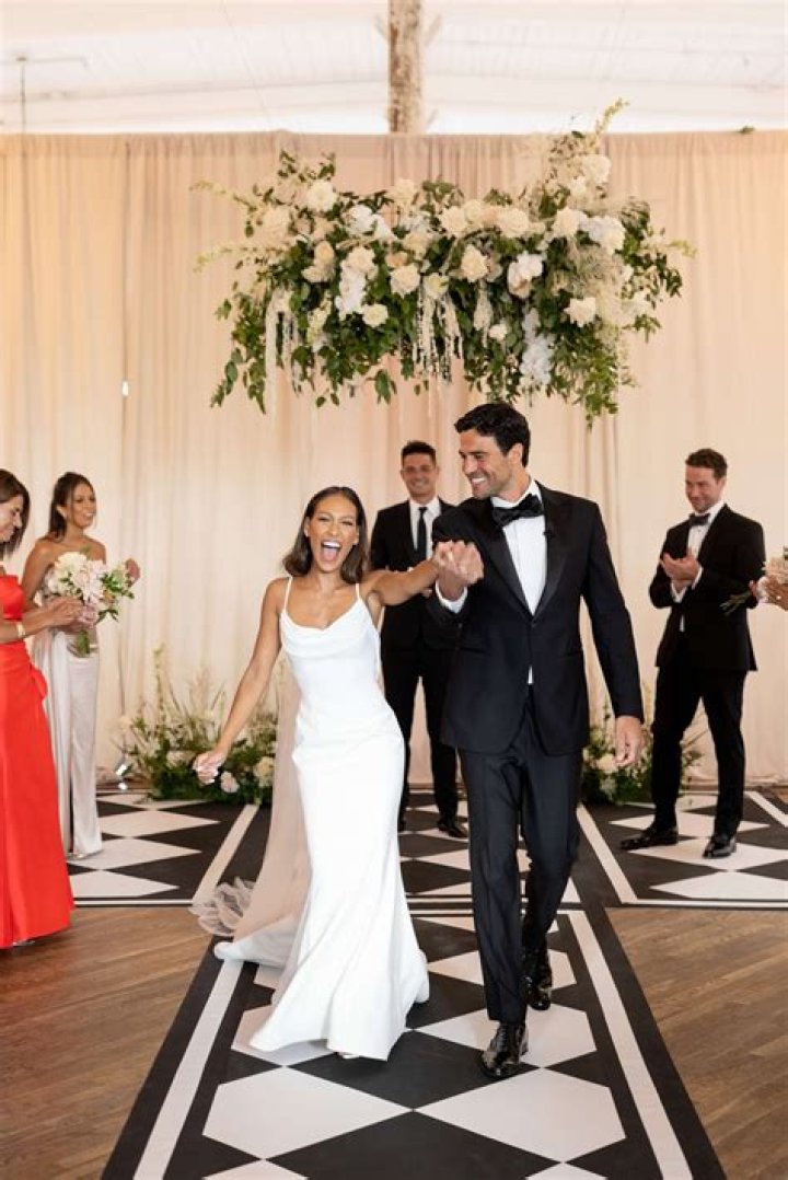 Unveiling The Secrets Of Serena Pitt's Enviable Net Worth