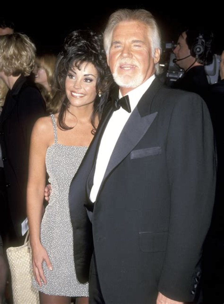 Unveiling The Truth: Kenny Rogers And Dementia