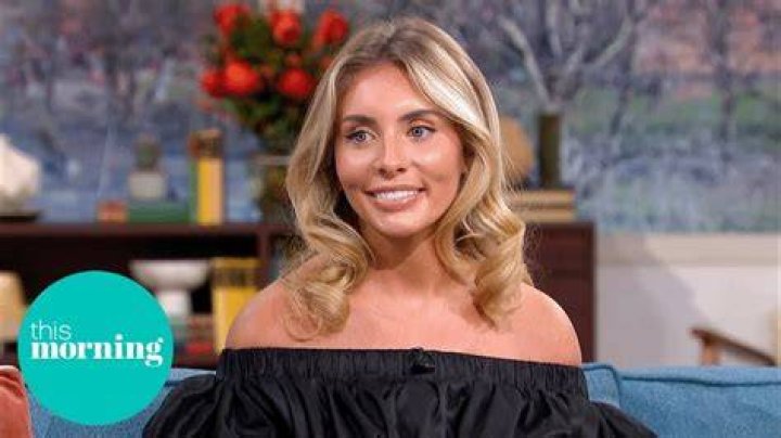 Unveiling Zoe Colletti's Net Worth: Surprising Revelations