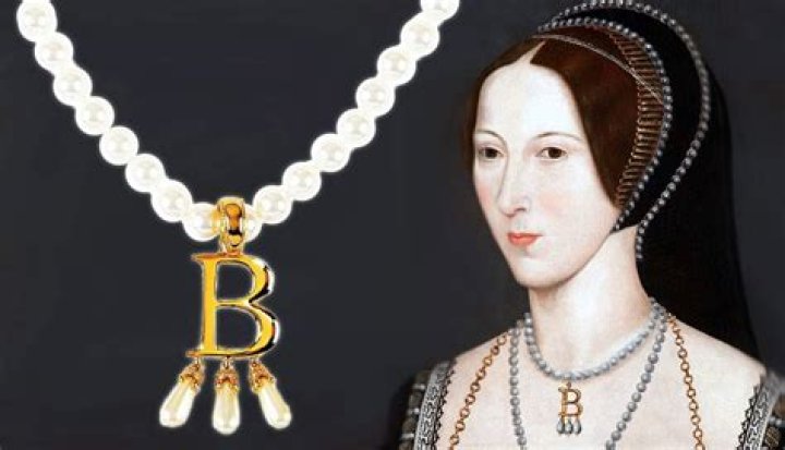 What Happened to Anne Boleyn's "B" Necklace? A Royal Mystery Unraveled