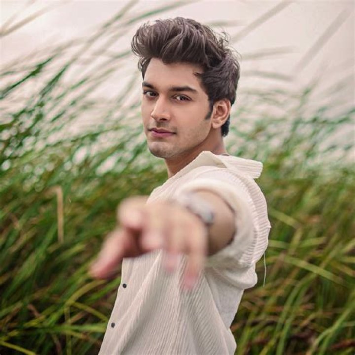 What is the Real Age of Aman Jaiswal? Unraveling the Online Mystery