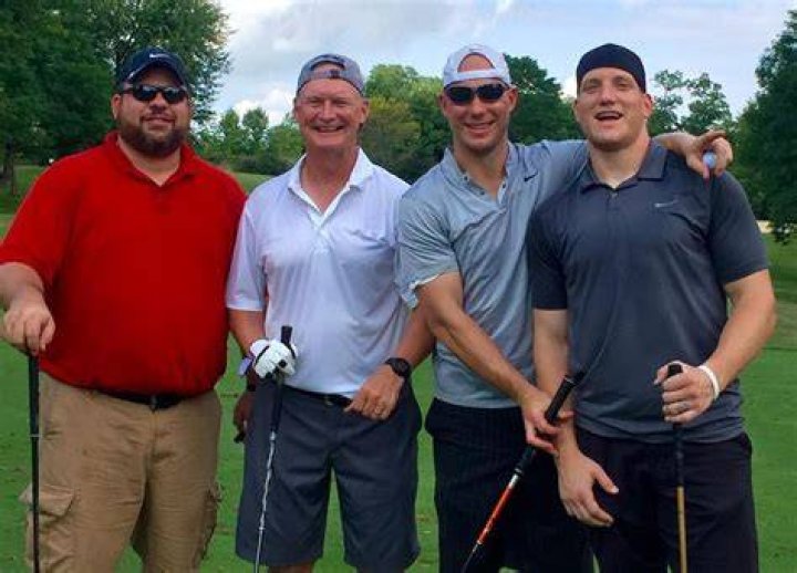 Who Are Ryan And Brady Hawk Aj Hawk?