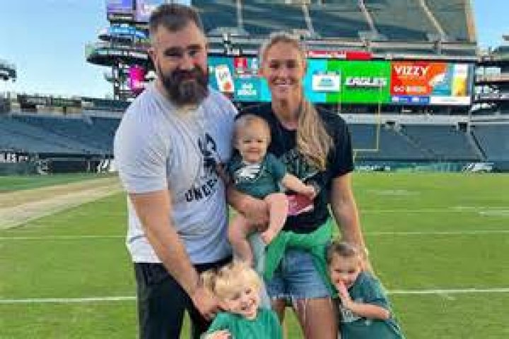 Who Is Donna Kelce: A Comprehensive Wiki Guide