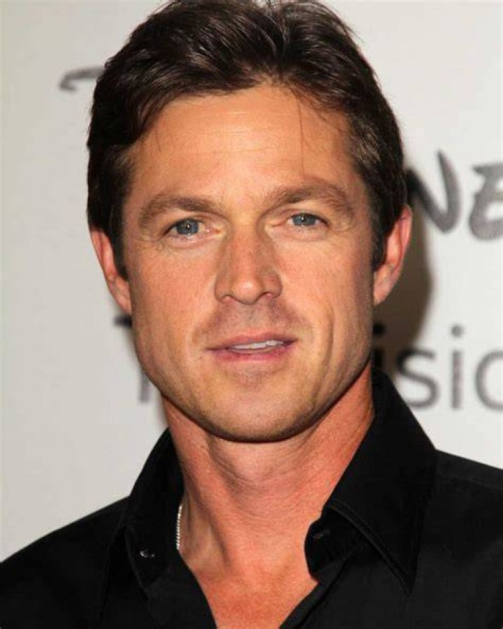 Who Is Eric Close's Beloved?