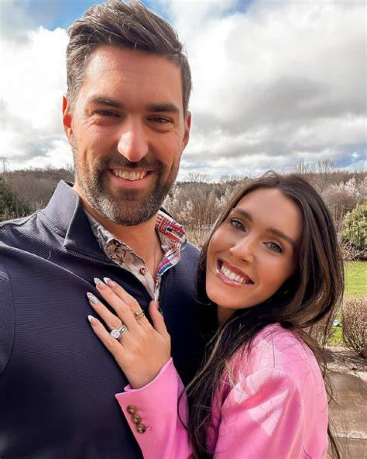 Who Is Shea Marie Dating Now