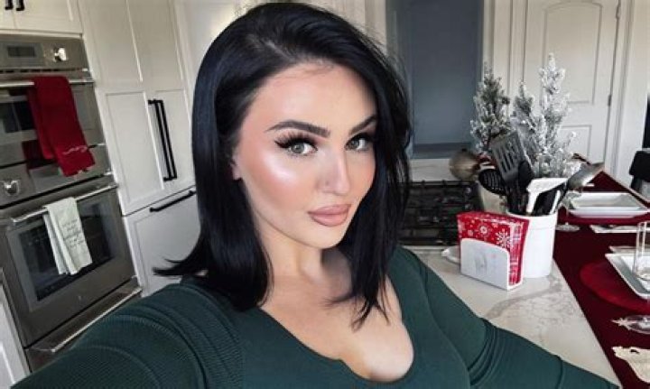 Who is the #1 TikTok Influencer? Unpacking the Ever-Changing Crown