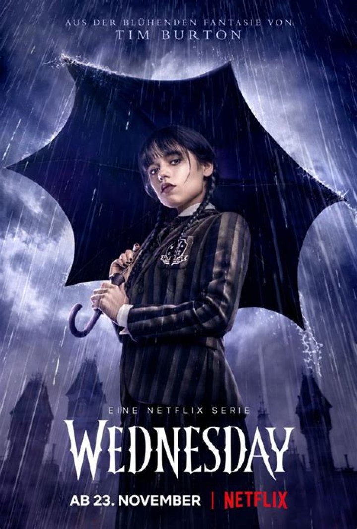 Who Plays Dr Kinbott On Wednesday? How Old is Dr Kinbott On Wednesday?