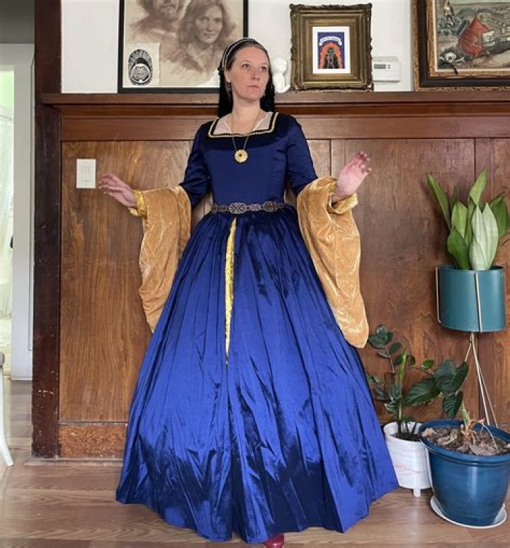 Why Did Anne Boleyn Wear Yellow When Catherine of Aragon Died? Unraveling a Tudor Mystery