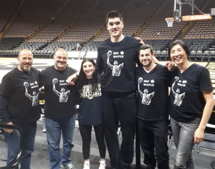 Zach Edey’s Brother: A Deep Dive into Their Relationship and Family Background